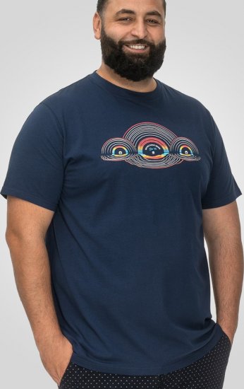 D555 Cheltenham Record With Reflection Printed T-shirt French Navy - Trička - Trička nadměrné velikosti - 2XL-14XL