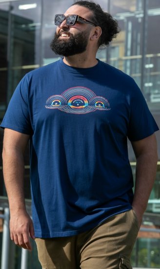 D555 Cheltenham Record With Reflection Printed T-shirt French Navy - Trička - Trička nadměrné velikosti - 2XL-14XL