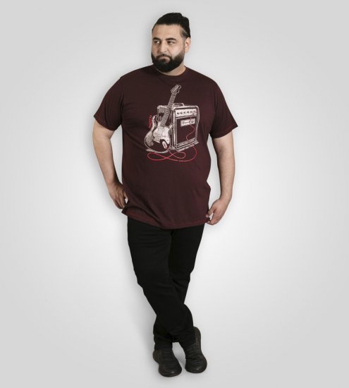 D555 Barnsley Guitar and Amp Crew Neck T-Shirt Burgundy - Trička - Trička nadměrné velikosti - 2XL-14XL