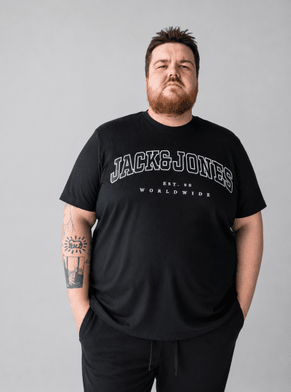Jack & Jones CALEB VARSITY O-Neck T-Shirt Black - Trička - Trička nadměrné velikosti - 2XL-14XL