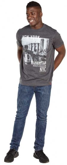 D555 Wesley New York Crew Neck T-Shirt Charcoal - Trička - Trička nadměrné velikosti - 2XL-14XL