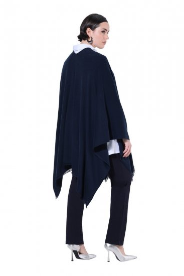 Ulla Popken 841117 Pletené oversize pončo s kamínky Tmavě modrá - Ponča a peleríny - 