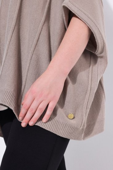 Ulla Popken 844996 Žebrované merino pončo s rolákem Světle hnědá - Ponča a peleríny - 