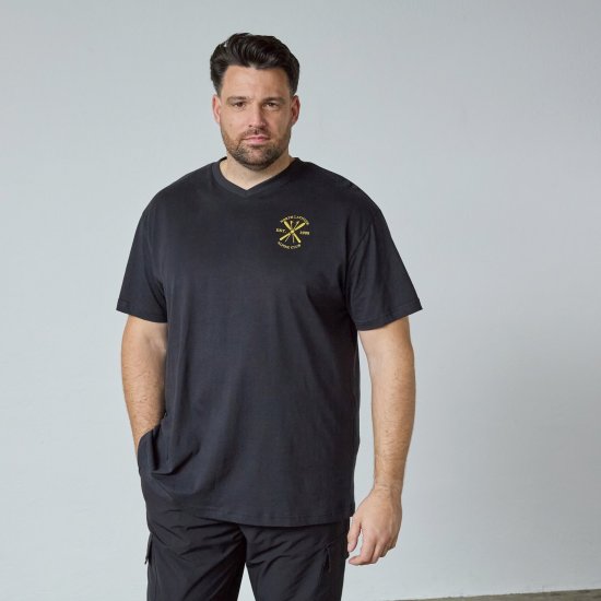 North Latitude Alpine Club T-Shirt Černá - Trička - Trička nadměrné velikosti - 2XL-14XL