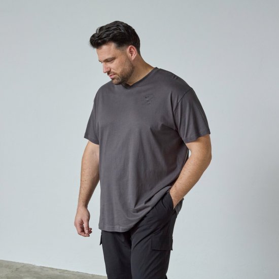 North Latitude Alpine Club T-Shirt Šedá/Dřevěné uhlí - Trička - Trička nadměrné velikosti - 2XL-14XL