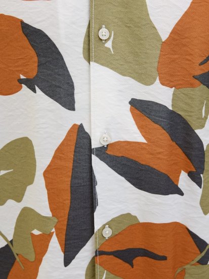 Jack & Jones Vira Marshall AOP Short Sleeve Shirt Cloud Dancer - Košile - Košile 2XL-10XL