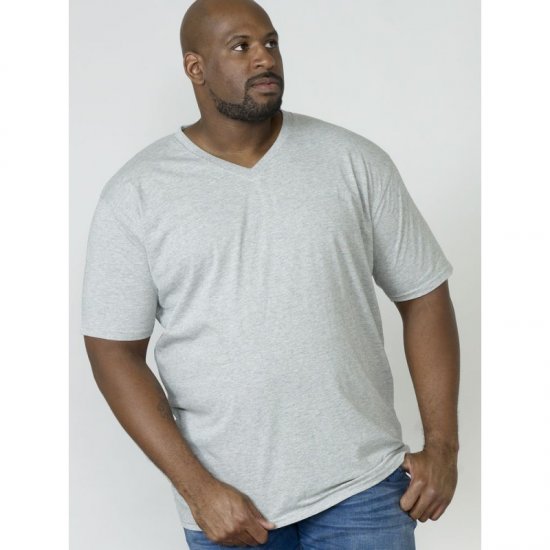 D555 Signature V-neck T-shirt Grey - Trička - Trička nadměrné velikosti - 2XL-14XL