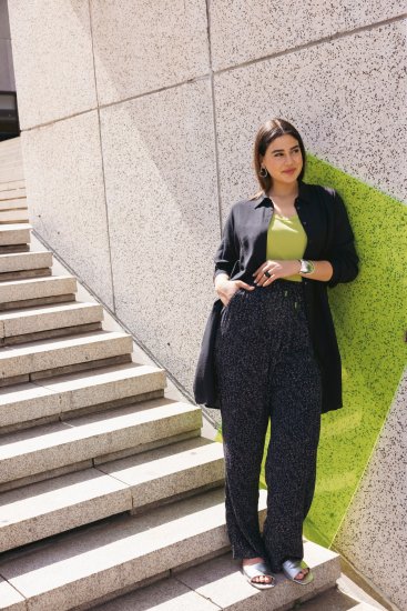 Ulla Popken Speckled Crepe Pull On Pants Black - Džíny & Kalhoty ve Velkých Velikostech – Plus Size - 